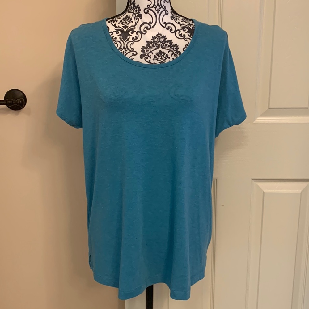 Tek Gear Dry Tek cold shoulder scoop neck t-shirt